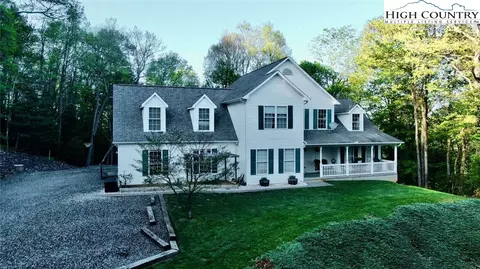 562 Hidden Spring Rd, West Jefferson, NC 28694