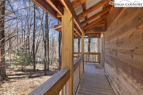 173 Red Feather Trl, Boone, NC 28607 photo 2