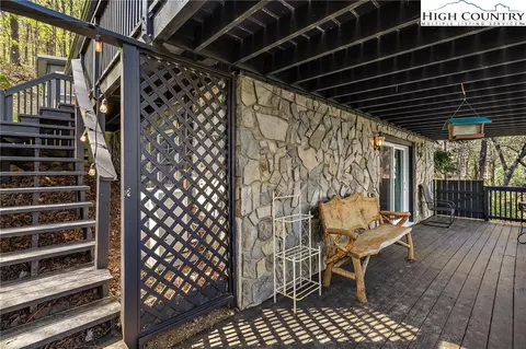 556558 Thorncliff Dr, Seven Devils, NC 28604 photo 34
