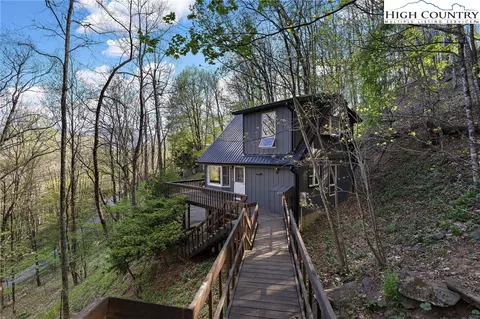 556558 Thorncliff Dr, Seven Devils, NC 28604 photo 47
