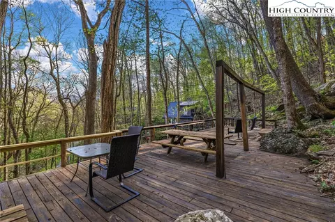 556558 Thorncliff Dr, Seven Devils, NC 28604 photo 49