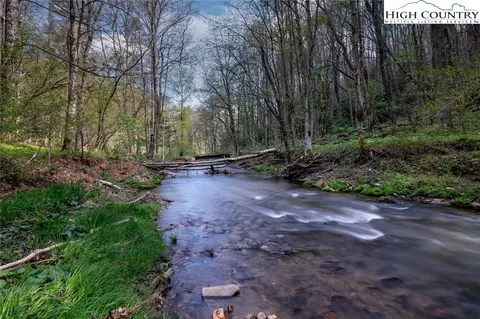 171 Grouse Covert Rd, Boone, NC 28607 photo 4