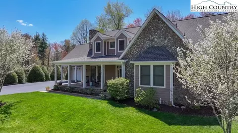 766 Parkcrest Dr, Boone, NC 28607