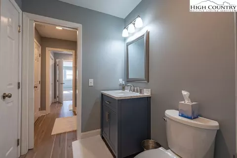 Bath - 766 Parkcrest Dr, Boone, NC 28607 photo 5 of 5