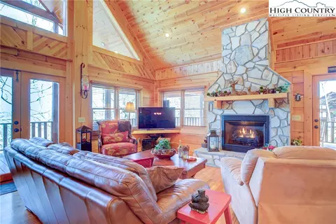 Living - 83 Ladybug Ln, Sparta, NC 28675 photo 3 of 4