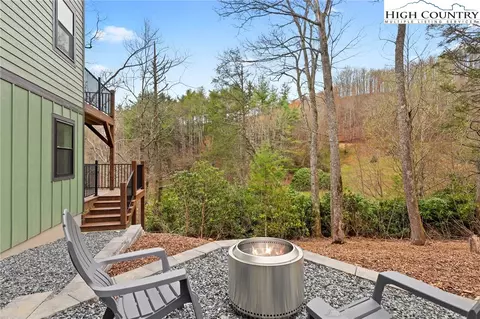 Exterior - 206 Dotson Mountain Trl, Boone, NC 28607 photo 5 of 13
