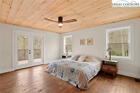 Bedroom - 206 Dotson Mountain Trl, Boone, NC 28607 photo 2 of 6