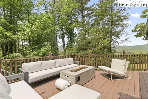 301 Howard Steelman Dr, Deep Gap, NC 28618 photo 6