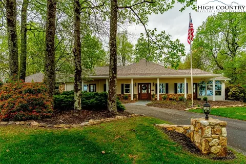 190 Ridge Rd, Roaring Gap, NC 28668