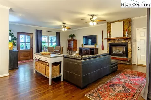 Living - 190 Ridge Rd, Roaring Gap, NC 28668 photo 2 of 7
