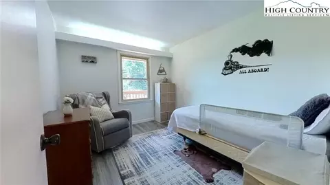 Bedroom - 306 Green Briar Rd, Boone, NC 28607 photo 3 of 7
