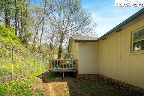 Exterior - 306 Green Briar Rd, Boone, NC 28607 photo 5 of 12