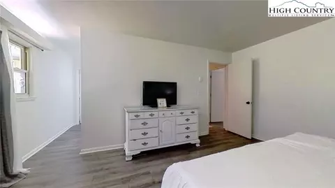 Bedroom - 306 Green Briar Rd, Boone, NC 28607 photo 6 of 7