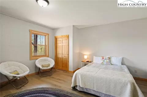 Bedroom - 327 Skyview St, Deep Gap, NC 28618 photo 13 of 14