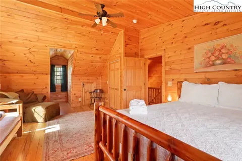 Bedroom - 327 Skyview St, Deep Gap, NC 28618 photo 6 of 14