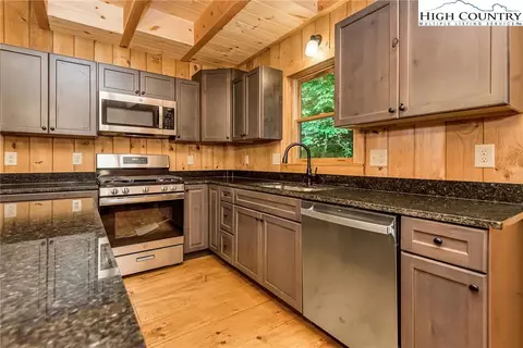 224 Monarch Dr, Todd, NC 28684 photo 19