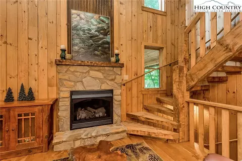 224 Monarch Dr, Todd, NC 28684 photo 17