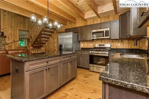 224 Monarch Dr, Todd, NC 28684 photo 20