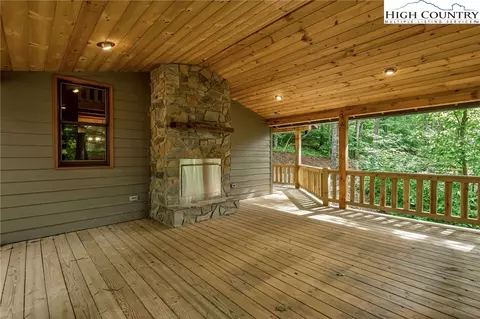 224 Monarch Dr, Todd, NC 28684 photo 8