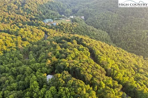 107 Huckleberry Ln, Beech Mountain, NC 28604 photo 7