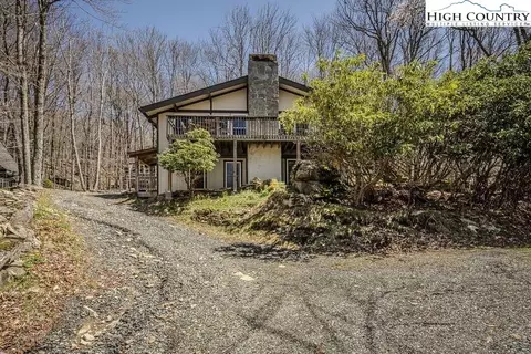 320 Charter Hills Rd, Beech Mountain, NC 28604