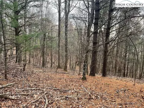 125 Dancing Wind Ct, Todd, NC 28684 photo 9