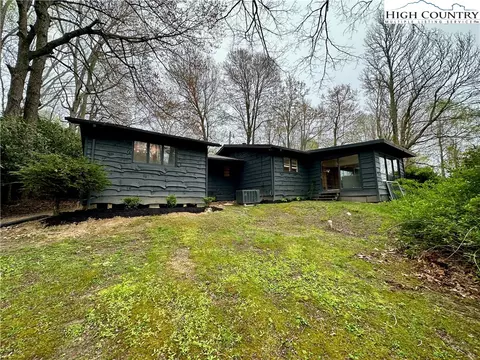 Exterior - 201 Abbey Rd, Boone, NC 28607 photo 12 of 13