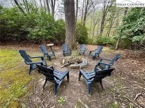 Exterior - 201 Abbey Rd, Boone, NC 28607 photo 7 of 13