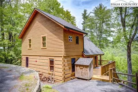 176 Indian Trl, Boone, NC 28607 photo 2