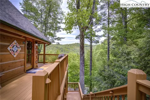 176 Indian Trl, Boone, NC 28607 photo 3