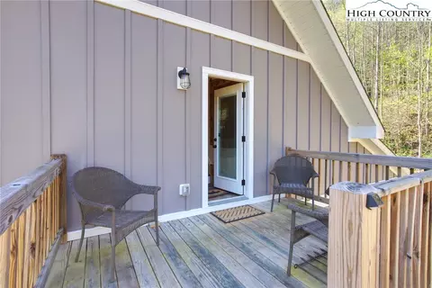 15575 W Us Hwy 421 Hwy, Purlear, NC 28665 photo 18