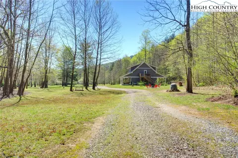 15575 W Us Hwy 421 Hwy, Purlear, NC 28665 photo 3