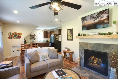 15575 W Us Hwy 421 Hwy, Purlear, NC 28665 photo 17