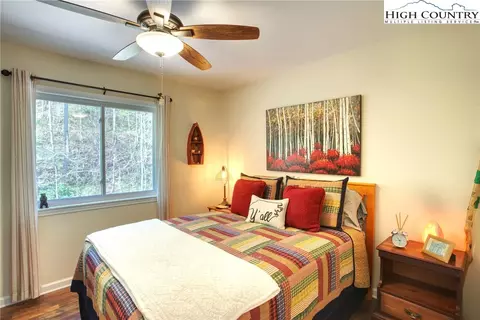 15575 W Us Hwy 421 Hwy, Purlear, NC 28665 photo 32