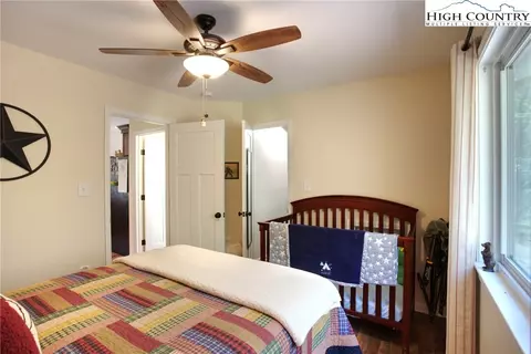 15575 W Us Hwy 421 Hwy, Purlear, NC 28665 photo 31