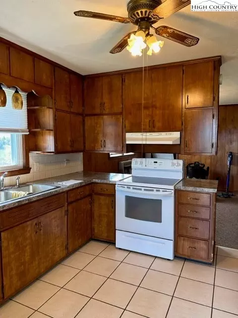 Kitchen - 60 Sunset Ln, Independence, VA 24348 photo 1 of 2
