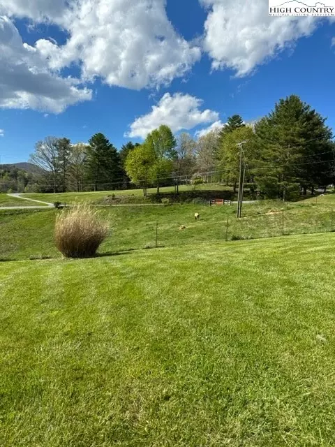 Exterior - 60 Sunset Ln, Independence, VA 24348 photo 6 of 13