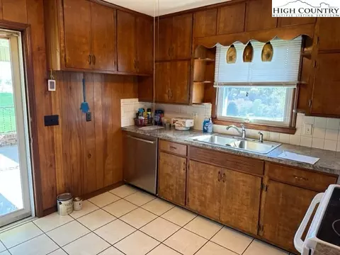 Kitchen - 60 Sunset Ln, Independence, VA 24348 photo 2 of 2