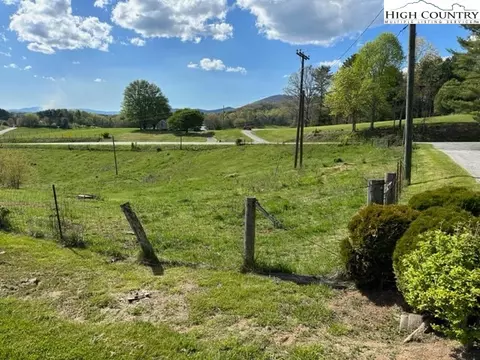 View/Area - 60 Sunset Ln, Independence, VA 24348 photo 2 of 13