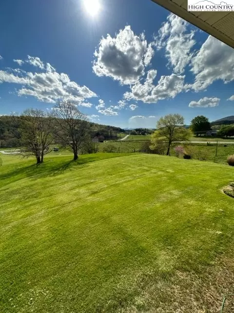 View/Area - 60 Sunset Ln, Independence, VA 24348 photo 11 of 13
