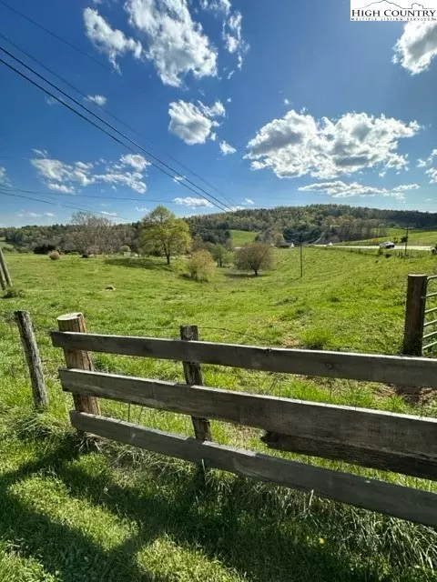 View/Area - 60 Sunset Ln, Independence, VA 24348 photo 12 of 13