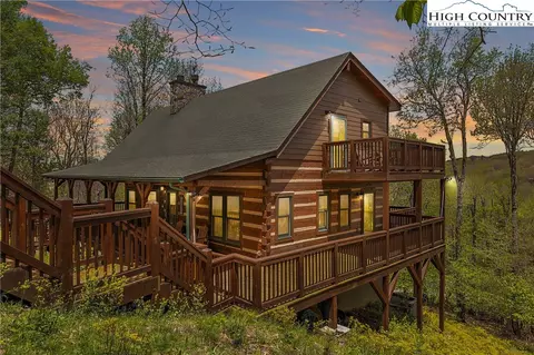 111 Fern Ln, Beech Mountain, NC 28604