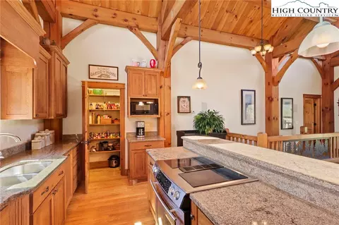 842 Wolf Ridge Trl, Boone, NC 28607 photo 25