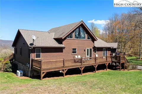 842 Wolf Ridge Trl, Boone, NC 28607 photo 4