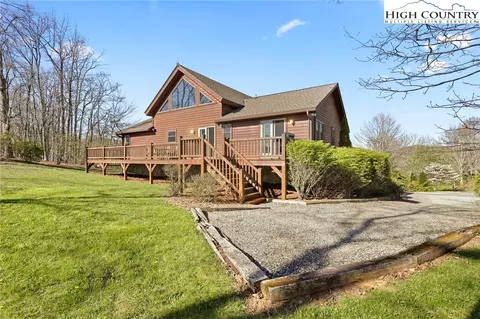 842 Wolf Ridge Trl, Boone, NC 28607 photo 5