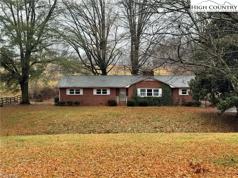 1842 Cora Caudill Rd, North Wilkesboro, NC 28659