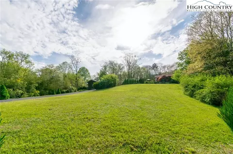 1268 N Pine Run Rd, Boone, NC 28607 photo 38