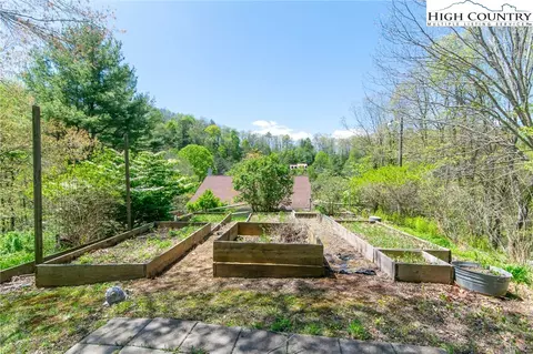 1268 N Pine Run Rd, Boone, NC 28607 photo 41