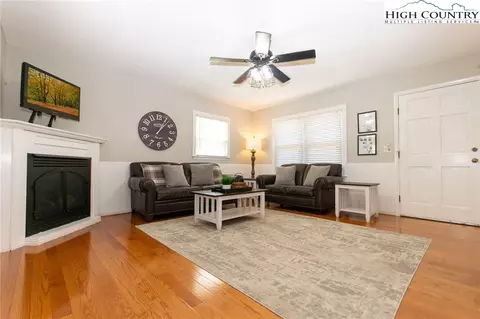 1268 N Pine Run Rd, Boone, NC 28607 photo 12