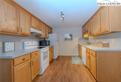 1268 N Pine Run Rd, Boone, NC 28607 photo 35